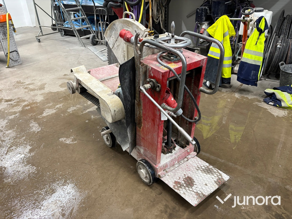 Betongsåg - 1.5m - Maquinaria para hormigón: foto 3 Betongsåg - 1.5m - Maquinaria para hormigón: foto 3