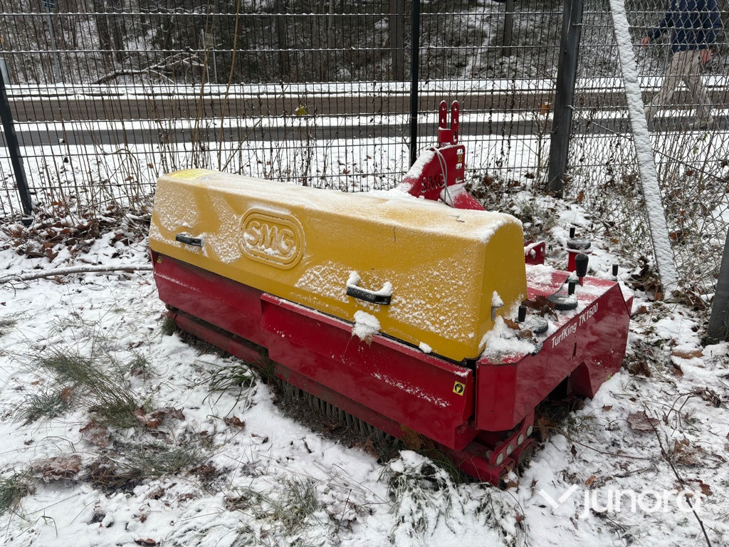 Djuprengörare - Turfking TK1500 - Maquinaria de jardinería: foto 1 Djuprengörare - Turfking TK1500 - Maquinaria de jardinería: foto 1