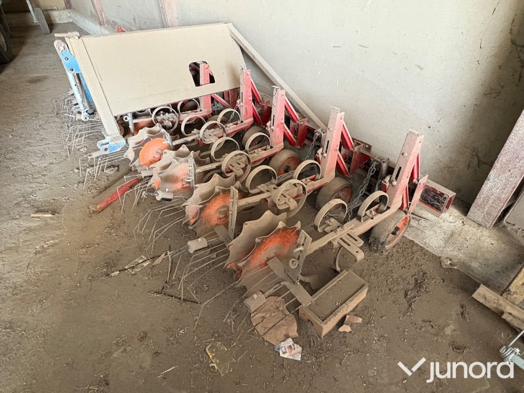 Fronthacka / Radhacka - Kverneland, 9radig - Grada: foto 2 Fronthacka / Radhacka - Kverneland, 9radig - Grada: foto 2