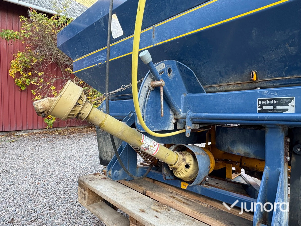 Esparcidor de fertilizantes Gödningsspridare – Bogballe, M1 Trend: foto 9