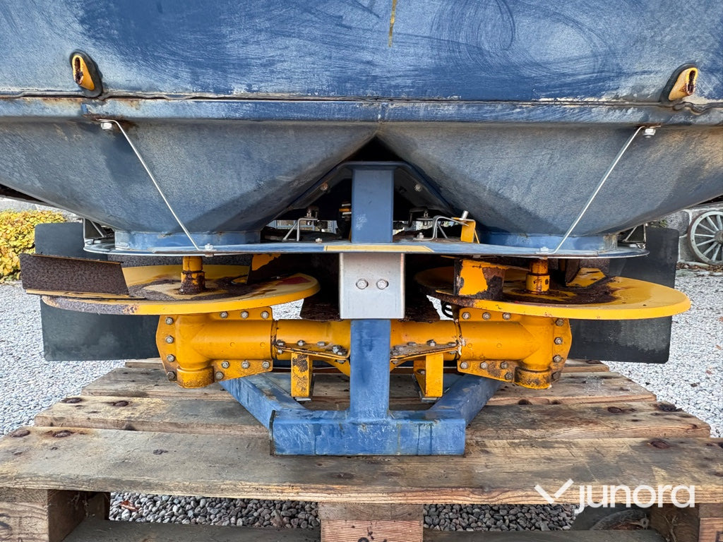 Esparcidor de fertilizantes Gödningsspridare – Bogballe, M1 Trend: foto 11