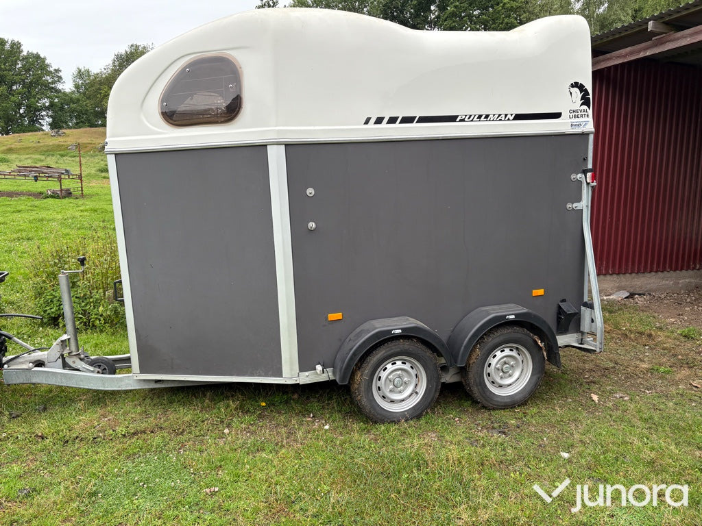 Hästtransport Cheval Liberte Gold Pullman V2 - Remolque para caballos: foto 2 Hästtransport Cheval Liberte Gold Pullman V2 - Remolque para caballos: foto 2