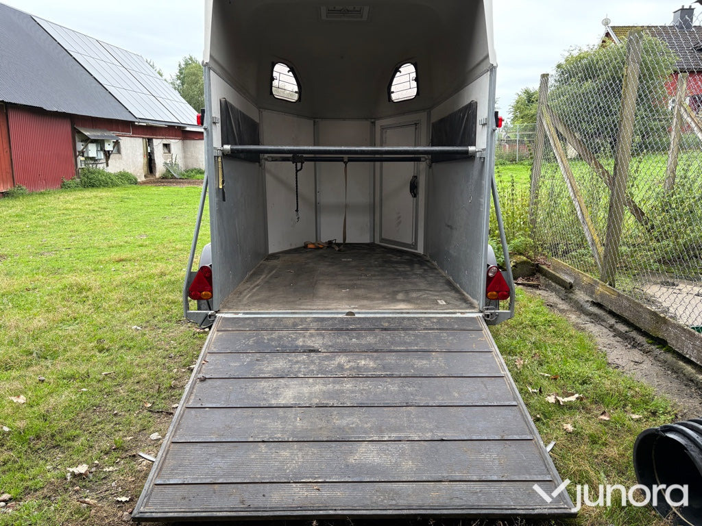 Hästtransport Cheval Liberte Gold Pullman V2 - Remolque para caballos: foto 5 Hästtransport Cheval Liberte Gold Pullman V2 - Remolque para caballos: foto 5