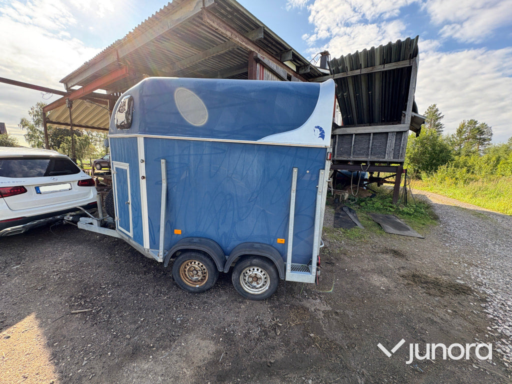 Hästtransport - Cheval Liberté - Remolque para caballos: foto 1 Hästtransport - Cheval Liberté - Remolque para caballos: foto 1