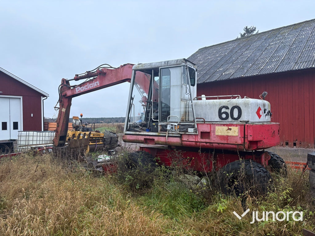 Hjulgrävare - Poclain, 60 PL - Excavadora de ruedas: foto 2 Hjulgrävare - Poclain, 60 PL - Excavadora de ruedas: foto 2