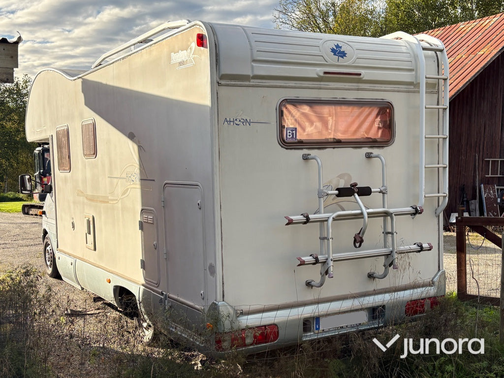 Husbil Mercedes-Benz AH CA 696 - Autocaravana capuchina: foto 2 Husbil Mercedes-Benz AH CA 696 - Autocaravana capuchina: foto 2