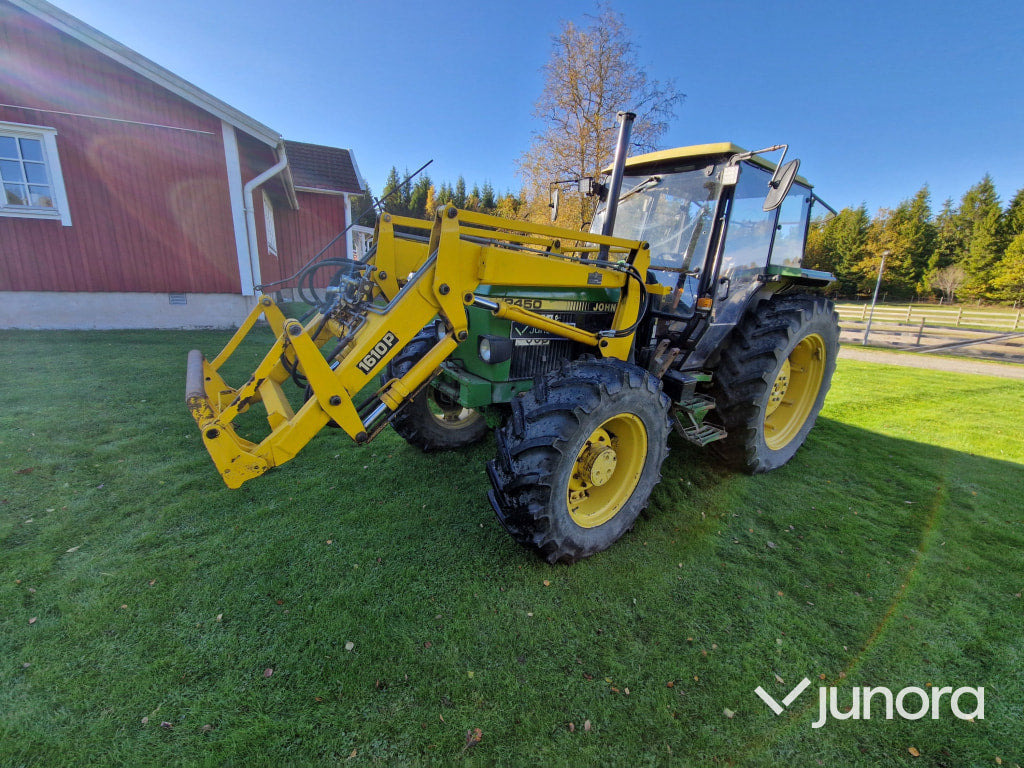 Lastartraktor - John Deere 2450 - Tractor: foto 1 Lastartraktor - John Deere 2450 - Tractor: foto 1
