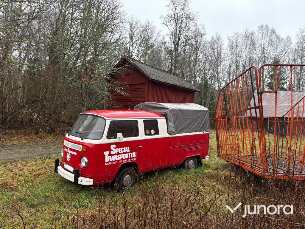 Lätt lastbil - Volkswagen Pick UP - Furgoneta caja abierta, Furgoneta combi: foto 1 Lätt lastbil - Volkswagen Pick UP - Furgoneta caja abierta, Furgoneta combi: foto 1