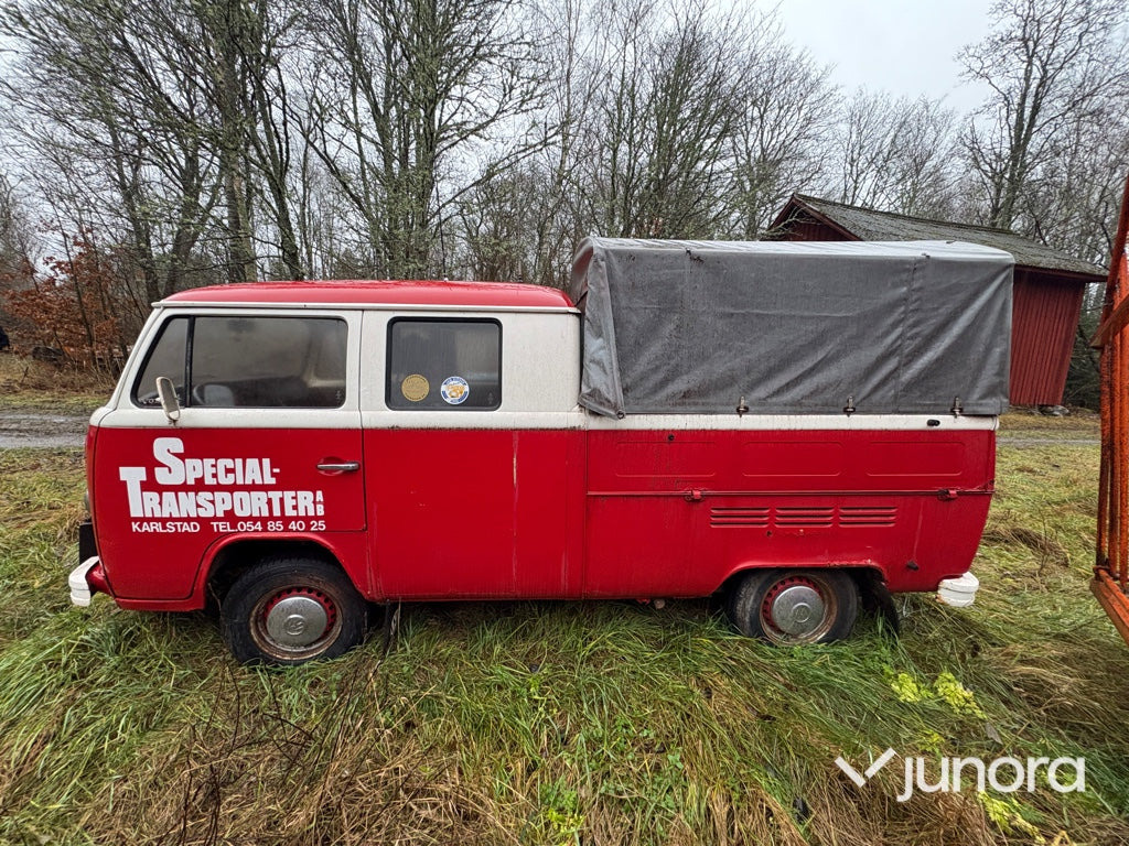 Lätt lastbil - Volkswagen Pick UP - Furgoneta caja abierta, Furgoneta combi: foto 2 Lätt lastbil - Volkswagen Pick UP - Furgoneta caja abierta, Furgoneta combi: foto 2