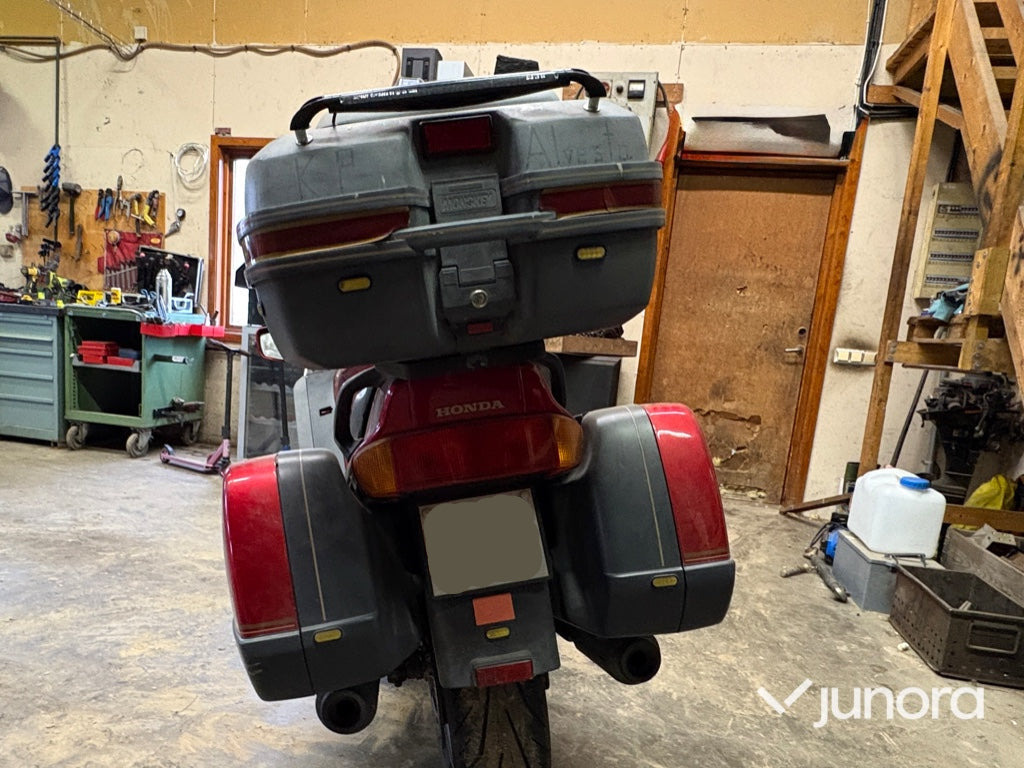 Motorcykel - Honda, ST1100 PAN EUROPEA - Motocicleta: foto 4 Motorcykel - Honda, ST1100 PAN EUROPEA - Motocicleta: foto 4