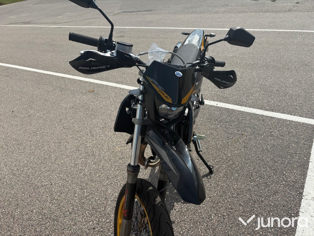 NY! EU moped Nightrider Rieju Drac - Motocicleta: foto 4 NY! EU moped Nightrider Rieju Drac - Motocicleta: foto 4
