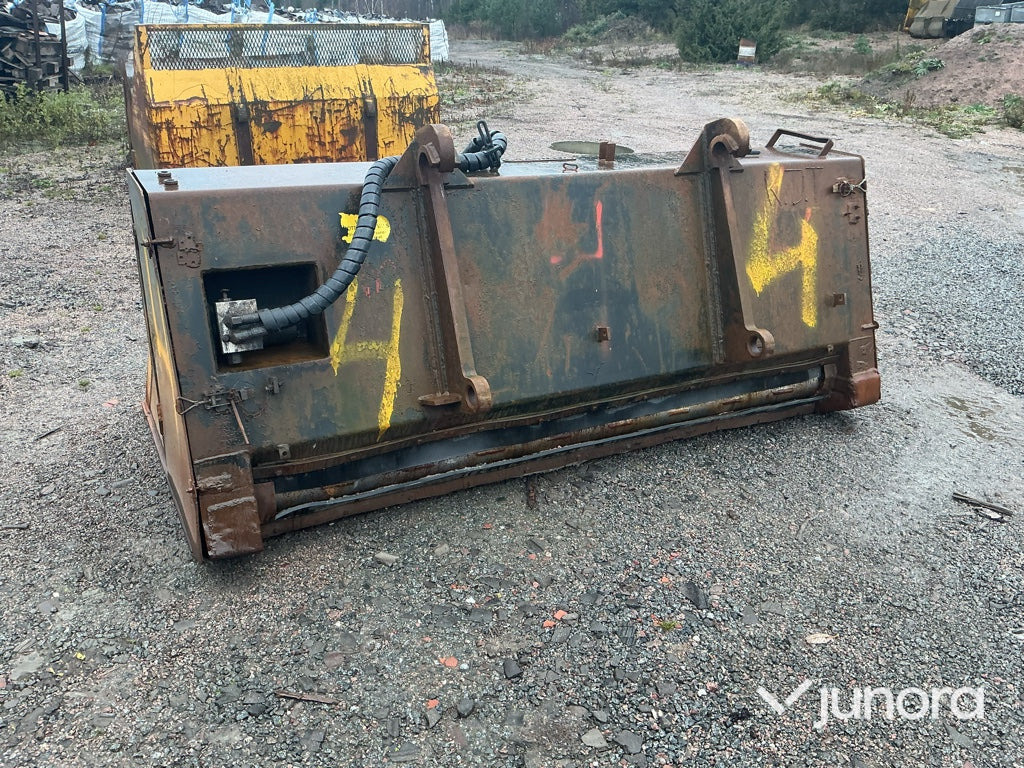 Sandspridareskopa - Gradmeko Stora BM - Esparcidor de sal: foto 5 Sandspridareskopa - Gradmeko Stora BM - Esparcidor de sal: foto 5