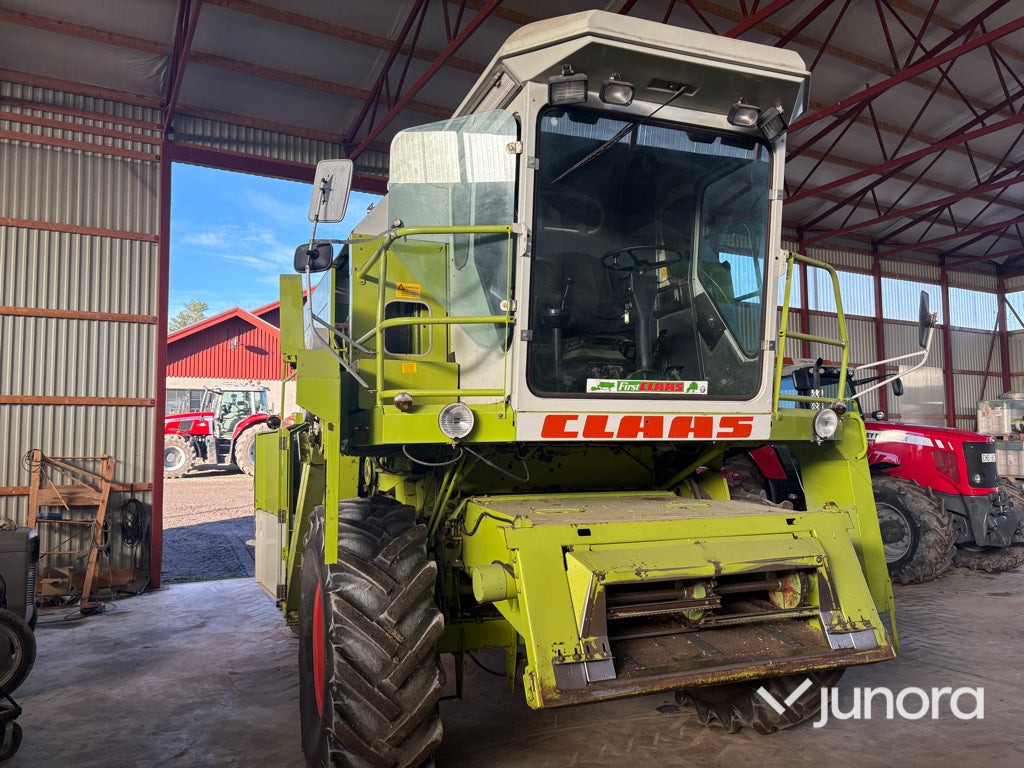 Skördetröska - Claas Dominator 86 - Cosechadora de granos: foto 3 Skördetröska - Claas Dominator 86 - Cosechadora de granos: foto 3
