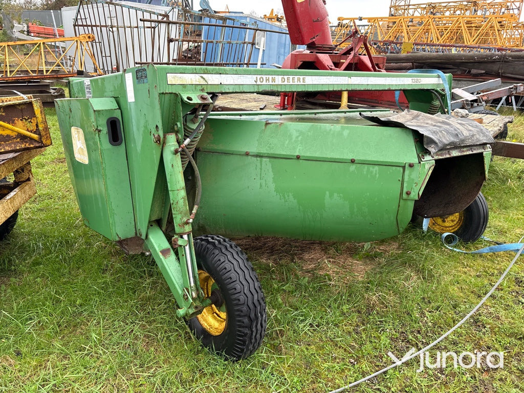 Slåtterkross - John Deere 1320 - Segadora: foto 4 Slåtterkross - John Deere 1320 - Segadora: foto 4