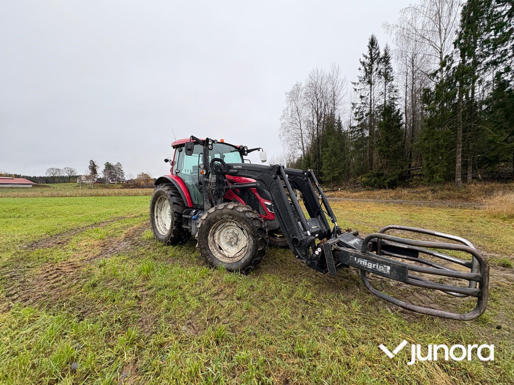 Traktor - Valtra A115 - Tractor: foto 5 Traktor - Valtra A115 - Tractor: foto 5