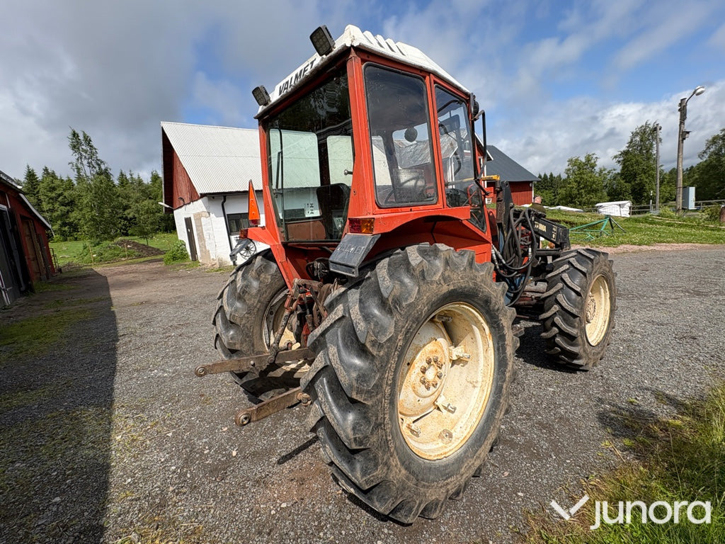 Valmet 604 med Trima lastare - Tractor: foto 5 Valmet 604 med Trima lastare - Tractor: foto 5