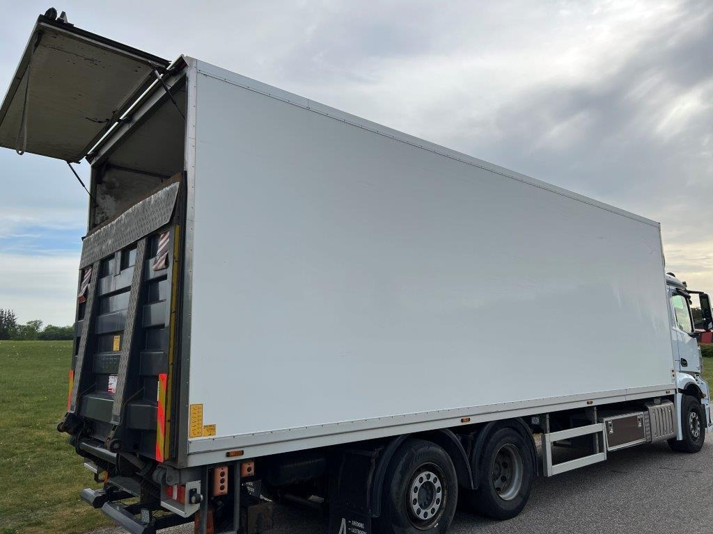 8,4 mtr glasfiber kasse - Xarios 500 - Caja cerrada: foto 1 8,4 mtr glasfiber kasse - Xarios 500 - Caja cerrada: foto 1