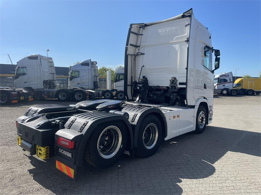 Scania S660 A 6x2 NB 2950  - Cabeza tractora: foto 2 Scania S660 A 6x2 NB 2950  - Cabeza tractora: foto 2