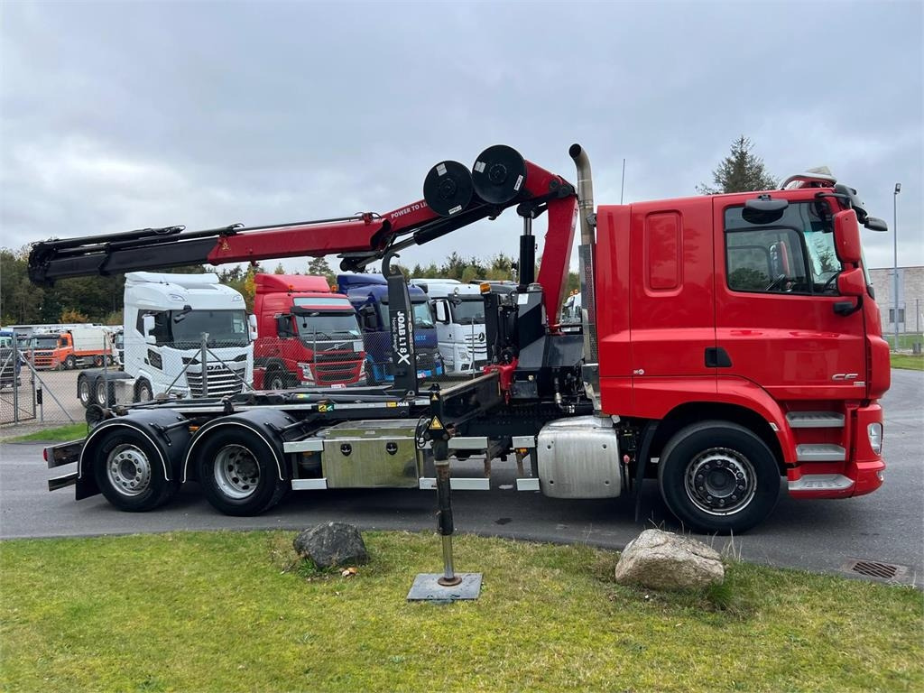 DAF CF 430 6x2*4 FAN - Camión portacontenedor de cadenas: foto 4 DAF CF 430 6x2*4 FAN - Camión portacontenedor de cadenas: foto 4