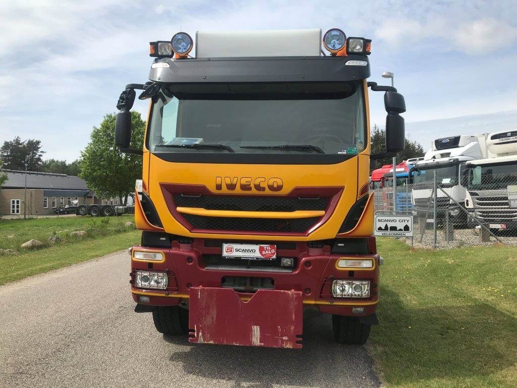 Iveco Trakker - Sneplovsudstyr - Implemento para Máquina quitanieve: foto 1 Iveco Trakker - Sneplovsudstyr - Implemento para Máquina quitanieve: foto 1