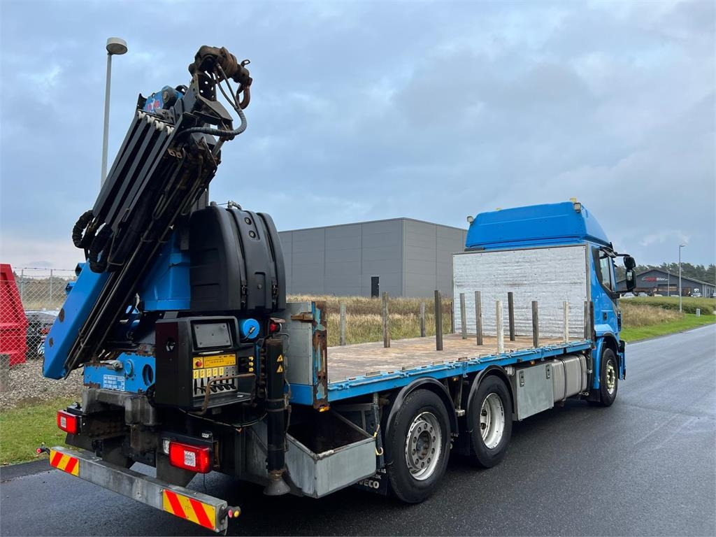 Iveco AT 260S 42Y-FS D - Camión grúa: foto 2 Iveco AT 260S 42Y-FS D - Camión grúa: foto 2