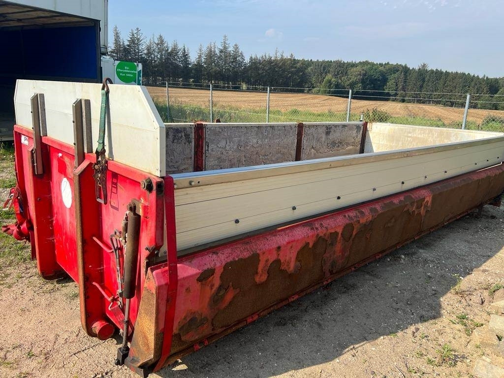 Jøni 6,0 mtr 2-delt - pendel - 14m3 - Caja cerrada: foto 1 Jøni 6,0 mtr 2-delt - pendel - 14m3 - Caja cerrada: foto 1