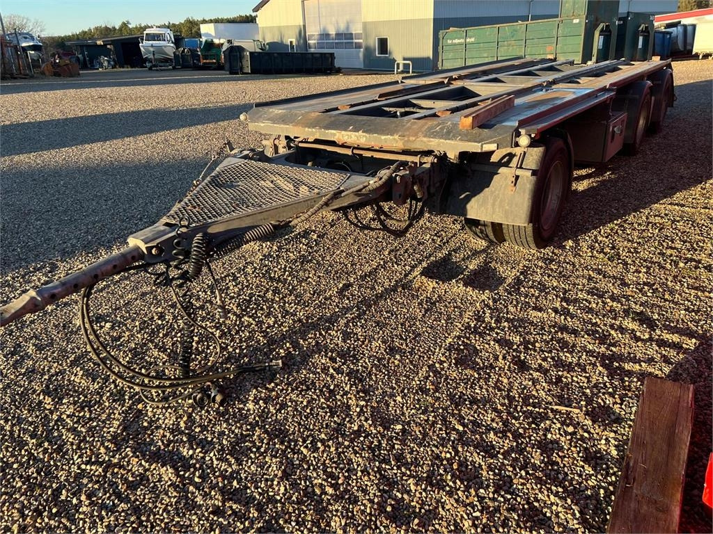 MTDK AO370 - 7,0 - 7,5 mtr. container - Remolque portacontenedore/ Intercambiable: foto 5 MTDK AO370 - 7,0 - 7,5 mtr. container - Remolque portacontenedore/ Intercambiable: foto 5