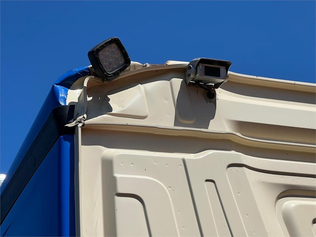 Camión portacontenedor de cadenas Mercedes-Benz Antos 2545 - HMF 1520K-RCkran: foto 23 Camión portacontenedor de cadenas Mercedes-Benz Antos 2545 - HMF 1520K-RCkran: foto 23