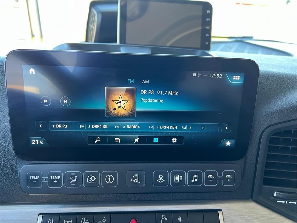 Camión portacontenedor de cadenas Mercedes-Benz Antos 2545 - HMF 1520K-RCkran: foto 14 Camión portacontenedor de cadenas Mercedes-Benz Antos 2545 - HMF 1520K-RCkran: foto 14