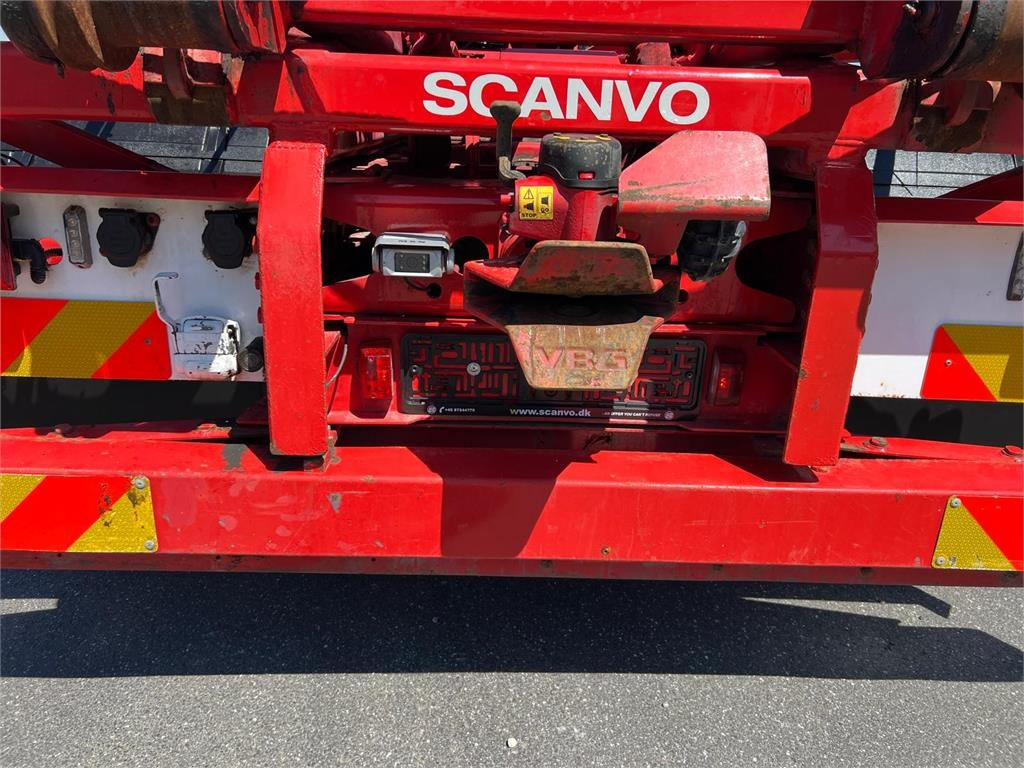 Camión portacontenedor de cadenas Mercedes-Benz Antos 2545 - HMF 1520K-RCkran: foto 8 Camión portacontenedor de cadenas Mercedes-Benz Antos 2545 - HMF 1520K-RCkran: foto 8