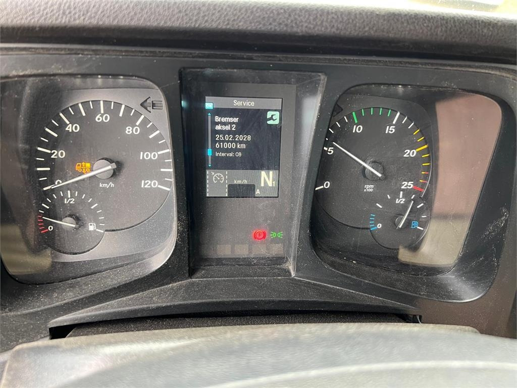 Camión portacontenedor de cadenas Mercedes-Benz Antos 2546 L: foto 18