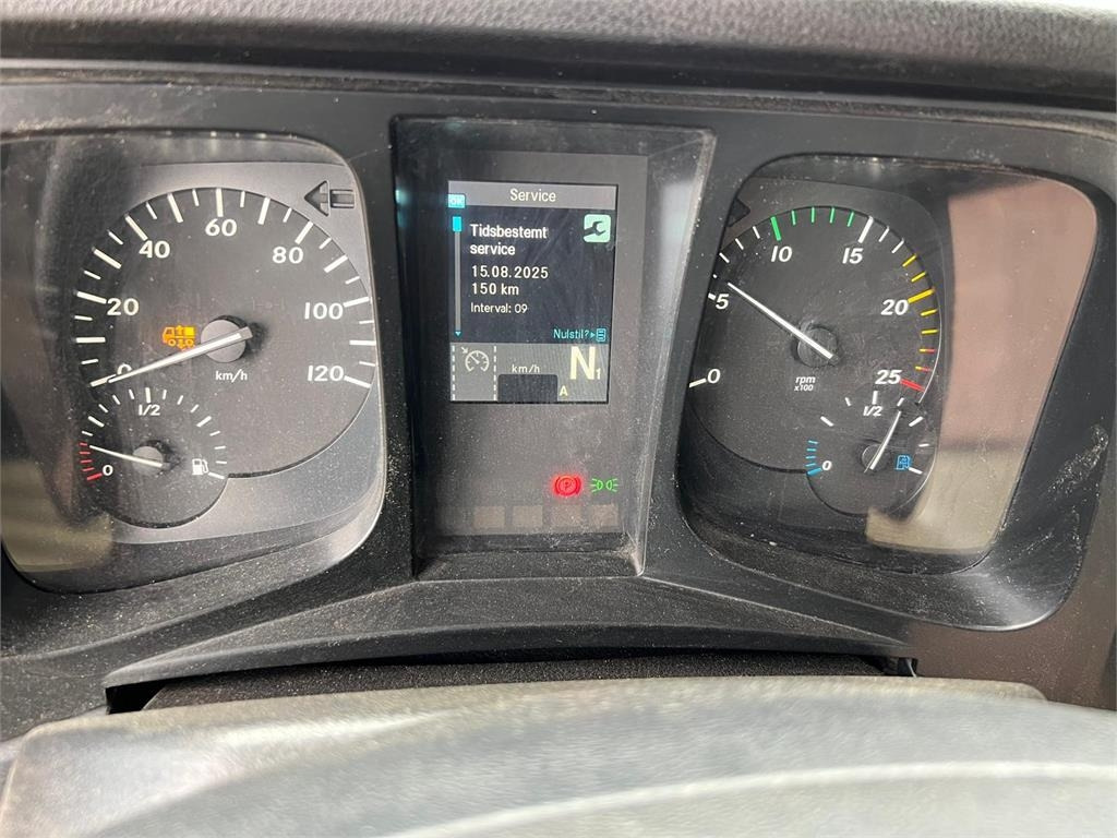 Camión portacontenedor de cadenas Mercedes-Benz Antos 2546 L: foto 16