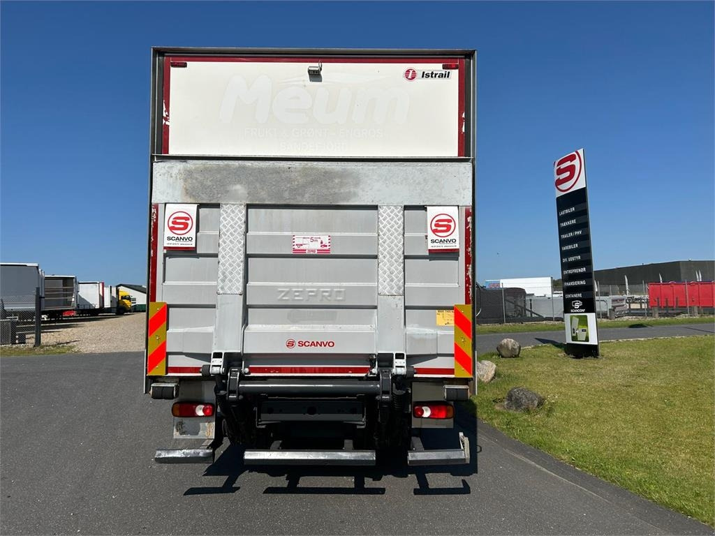 Volvo FL 280 (12 ton) Dobbelt compartment - Camión frigorífico: foto 4 Volvo FL 280 (12 ton) Dobbelt compartment - Camión frigorífico: foto 4