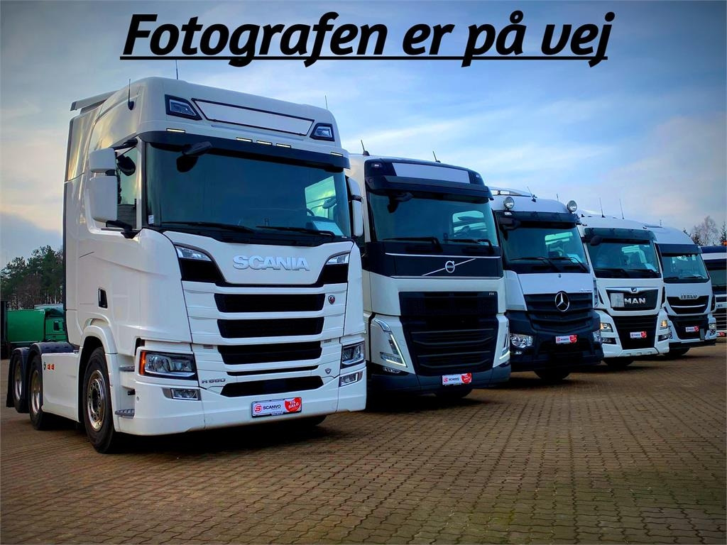 Volvo FM450 - Camión multibasculante: foto 1 Volvo FM450 - Camión multibasculante: foto 1