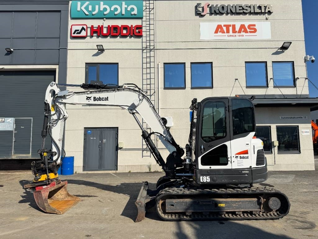 Bobcat E85 PYÖRITTÄJÄLLÄ - Miniexcavadora: foto 1 Bobcat E85 PYÖRITTÄJÄLLÄ - Miniexcavadora: foto 1