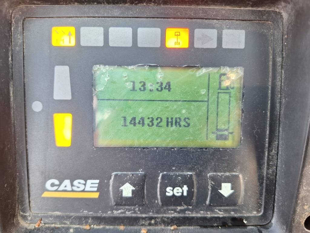 Excavadora de ruedas Case WX145 PYÖRITTÄJÄLLÄ: foto 11 Excavadora de ruedas Case WX145 PYÖRITTÄJÄLLÄ: foto 11