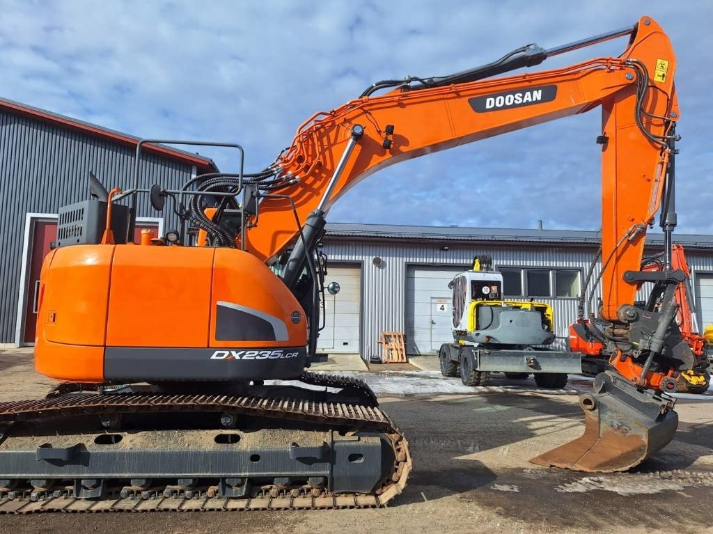 Doosan DX235LCR-5 PYÖRITTÄJÄ, 3D-LAITTEET - Excavadora de cadenas: foto 5 Doosan DX235LCR-5 PYÖRITTÄJÄ, 3D-LAITTEET - Excavadora de cadenas: foto 5