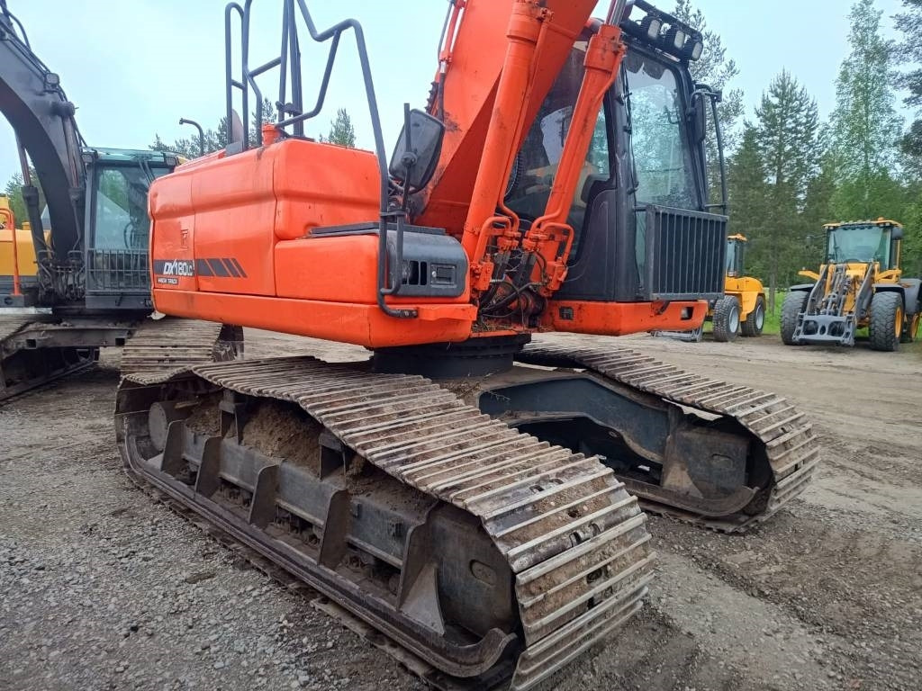 Doosan MYYTY! SOLD! DX180LCH-3 HIGH TRACK - Excavadora de cadenas: foto 5 Doosan MYYTY! SOLD! DX180LCH-3 HIGH TRACK - Excavadora de cadenas: foto 5