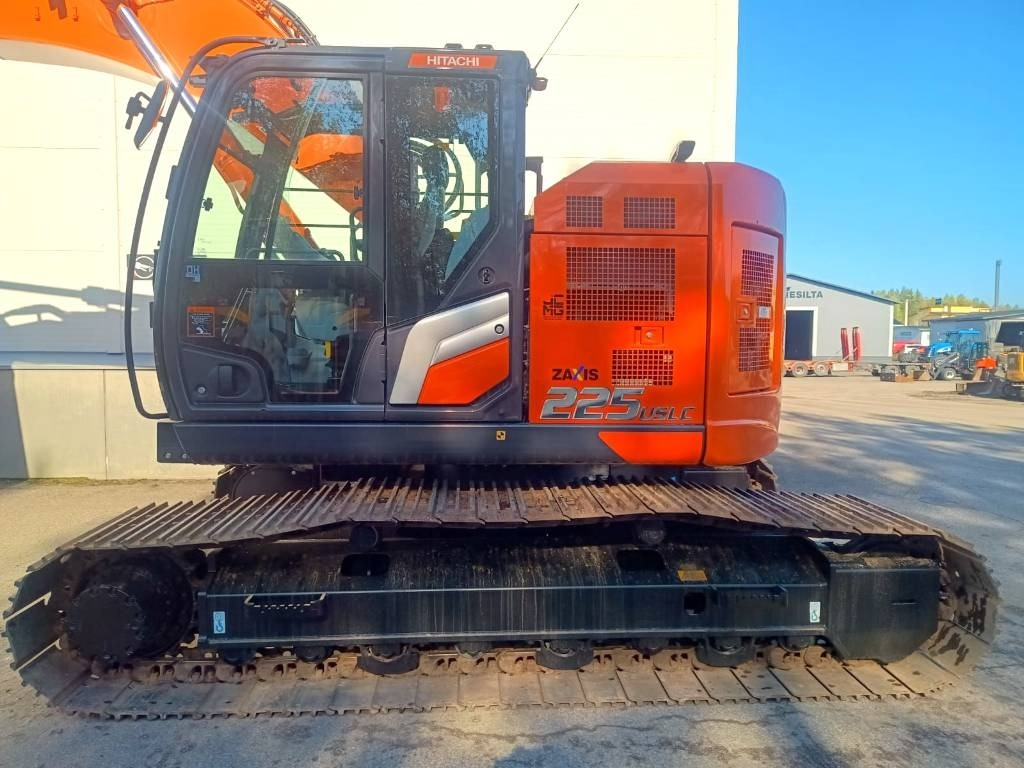 Hitachi ZX225USLC-7 -STAGE V- - Excavadora de cadenas: foto 2 Hitachi ZX225USLC-7 -STAGE V- - Excavadora de cadenas: foto 2