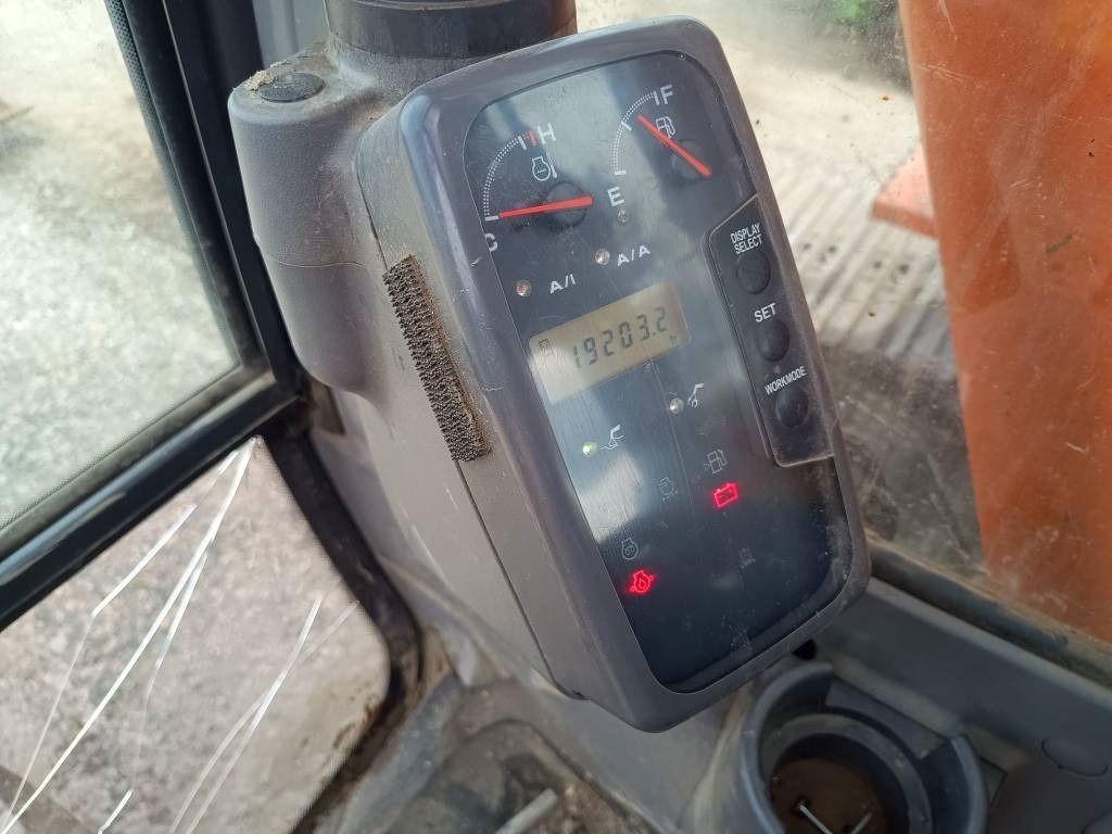 Excavadora de cadenas Hitachi ZX225USR KALLISTAJALLA: foto 10