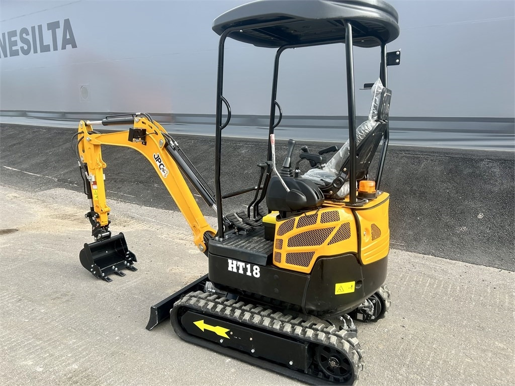 JPC HT 18 KATOS KUIN UUSI  - Miniexcavadora: foto 3 JPC HT 18 KATOS KUIN UUSI  - Miniexcavadora: foto 3