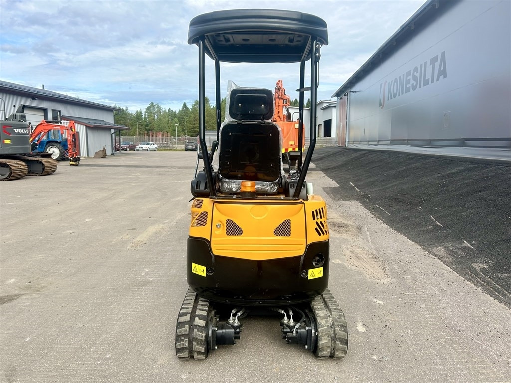 JPC HT 18 KATOS KUIN UUSI  - Miniexcavadora: foto 4 JPC HT 18 KATOS KUIN UUSI  - Miniexcavadora: foto 4