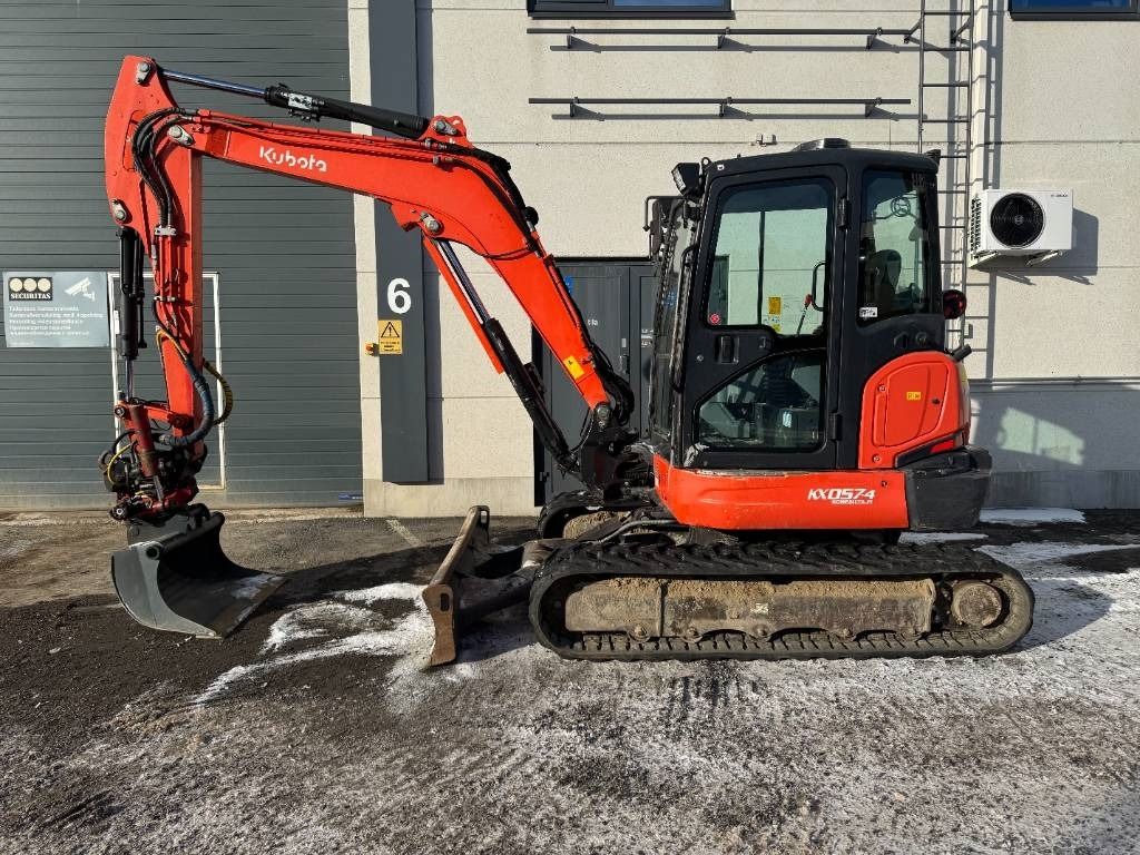 Kubota KX057-4 Pyörittäjällä  - Miniexcavadora: foto 1 Kubota KX057-4 Pyörittäjällä  - Miniexcavadora: foto 1