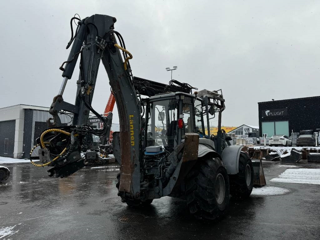 Lännen 8600E PYÖRITTÄJÄ, NOSTIN YM.  - Retroexcavadora: foto 5 Lännen 8600E PYÖRITTÄJÄ, NOSTIN YM.  - Retroexcavadora: foto 5