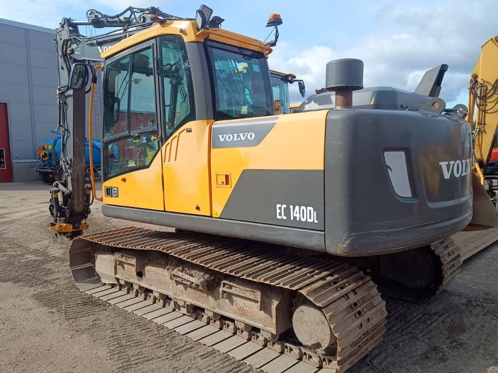 Volvo EC140DL PYÖRITTÄJÄLLÄ - Excavadora de cadenas: foto 3 Volvo EC140DL PYÖRITTÄJÄLLÄ - Excavadora de cadenas: foto 3