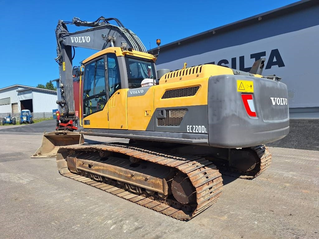 Volvo EC220DL PYÖRITTÄJÄLLÄ  - Excavadora de cadenas: foto 2 Volvo EC220DL PYÖRITTÄJÄLLÄ  - Excavadora de cadenas: foto 2
