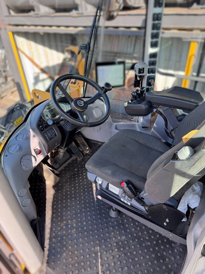 Volvo L110H LONG BOOM - Cargadora de ruedas: foto 3 Volvo L110H LONG BOOM - Cargadora de ruedas: foto 3