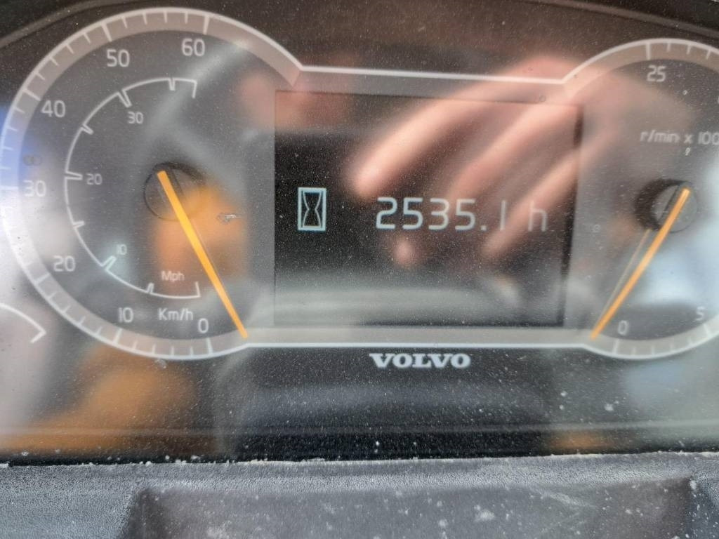 Volvo L60H - Cargadora de ruedas: foto 3 Volvo L60H - Cargadora de ruedas: foto 3