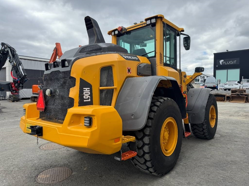 Volvo L90H UUSILLA RENKAILLA  - Cargadora de ruedas: foto 5 Volvo L90H UUSILLA RENKAILLA  - Cargadora de ruedas: foto 5