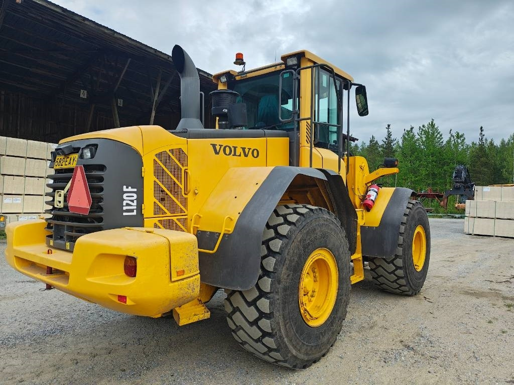 Volvo MYYTY! SOLD! L120F RASVARI YM.  - Cargadora de ruedas: foto 2 Volvo MYYTY! SOLD! L120F RASVARI YM.  - Cargadora de ruedas: foto 2